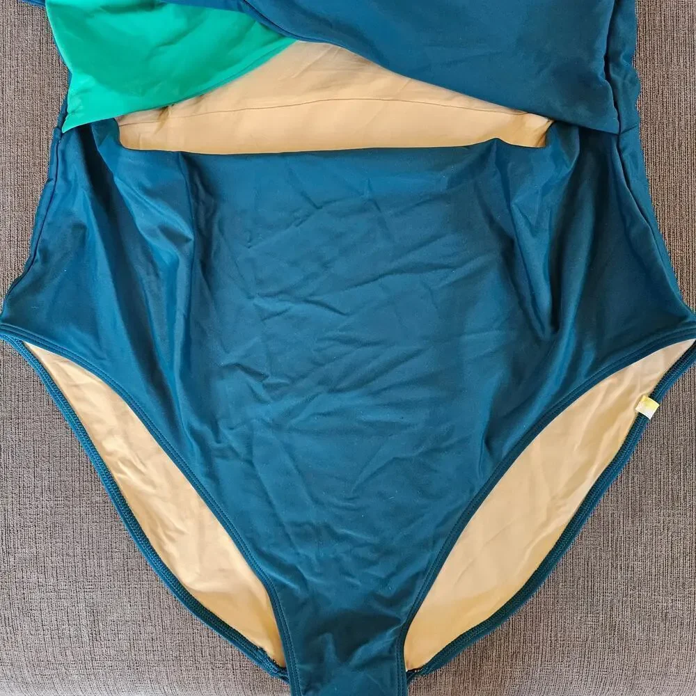 NWT Summersalt Women's Sea Breeze Cutout One Piece Swimsuit Size 22